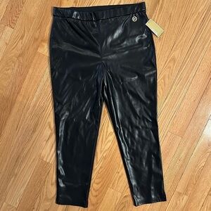 NWT Michael Kors women’s black faux leather skinny pants with gold hardware XL